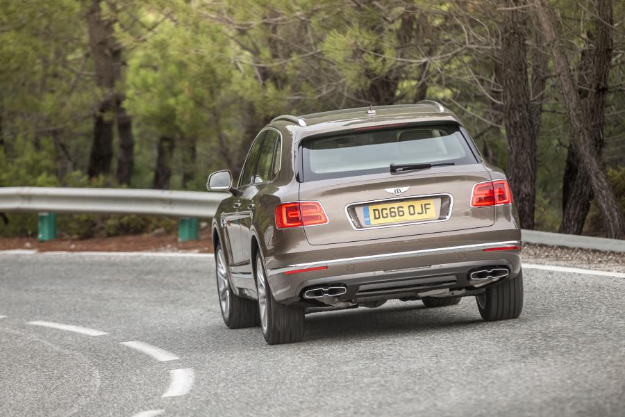  Bentley Bentayga Diesel 2016 года  (WW) (фото 40 из 107)